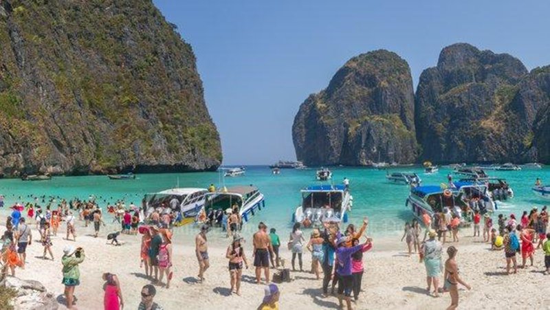 Утомленные чужим отдыхом: что такое сверхтуризм и почему он стал проблемой Утомленные чужим отдыхом: что такое сверхтуризм и почему он стал проблемой