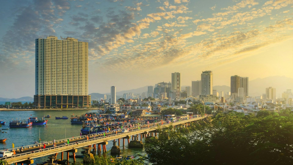 Некоторые отели Нячанга столкнулись с перебоями в водоснабжении из-за шторма Некоторые отели Нячанга столкнулись с перебоями в водоснабжении из-за шторма