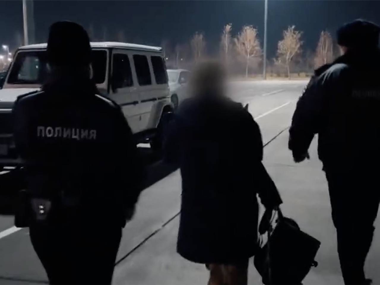 Бросившую дочь в Таиланде россиянку задержали в российском аэропорту