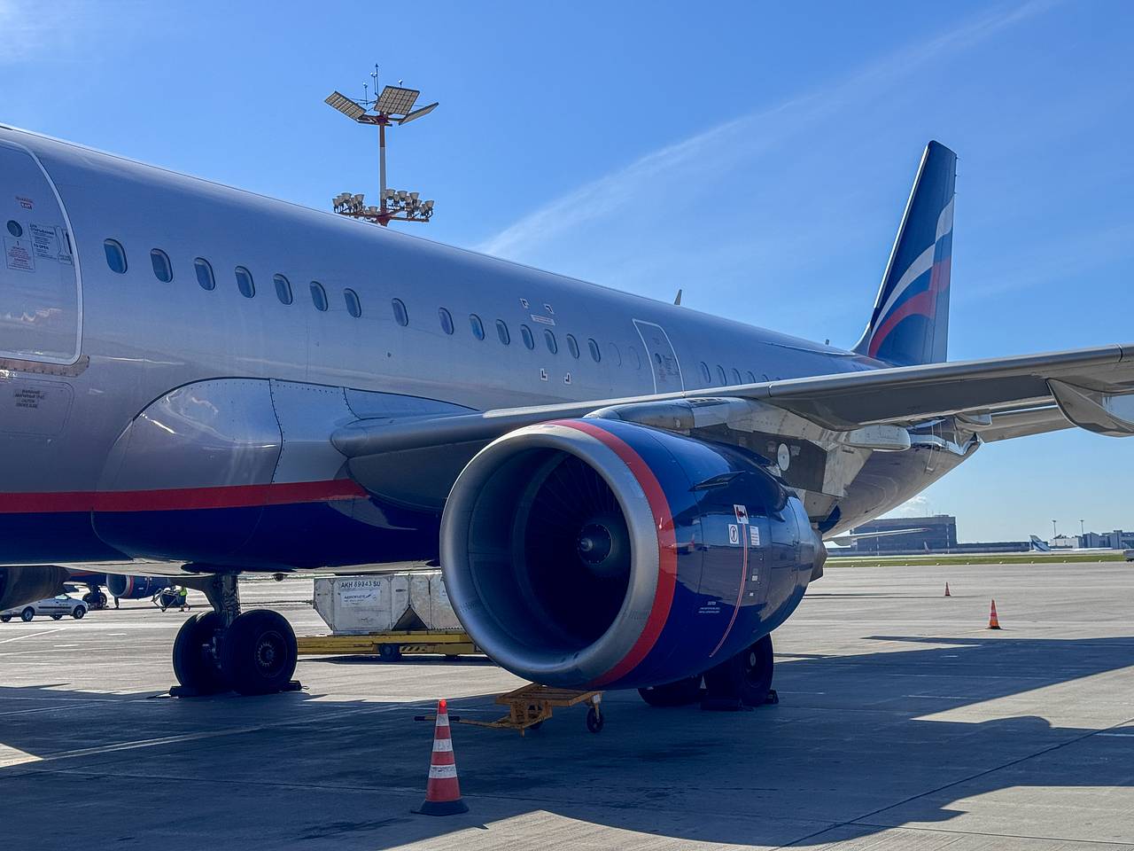 Временные ограничения на прием и выпуск судов ввели еще в трех российских аэропортах