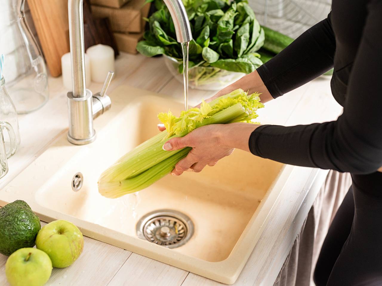 Блогеры рассказали об удивляющих американок домашних привычках россиян