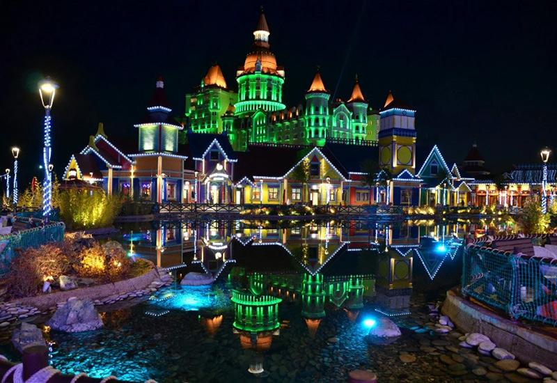 Сочи зимой 2025: горы, прогулки, экстрим, бассейны, термальные источники Сочи зимой 2025: горы, прогулки, экстрим, бассейны, термальные источники