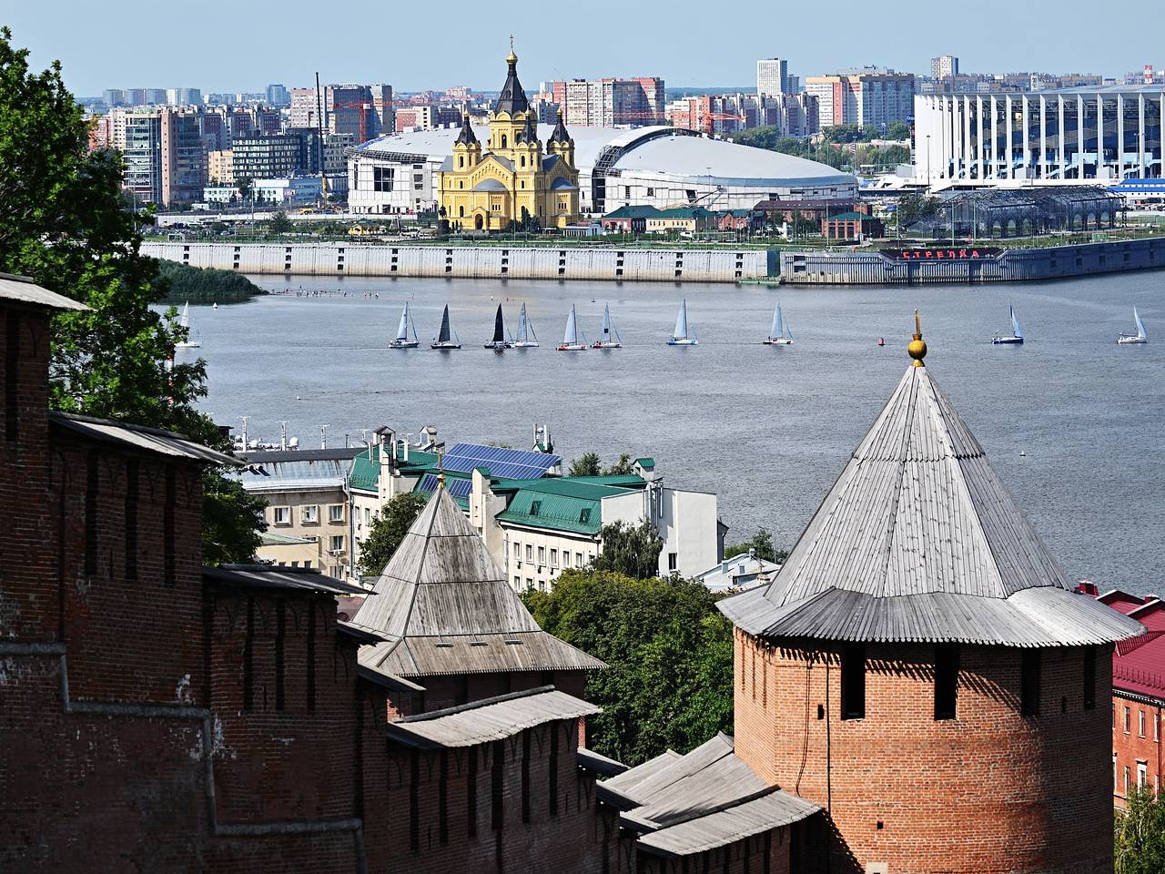 Четыре российских города введут туристический налог с 2026 года