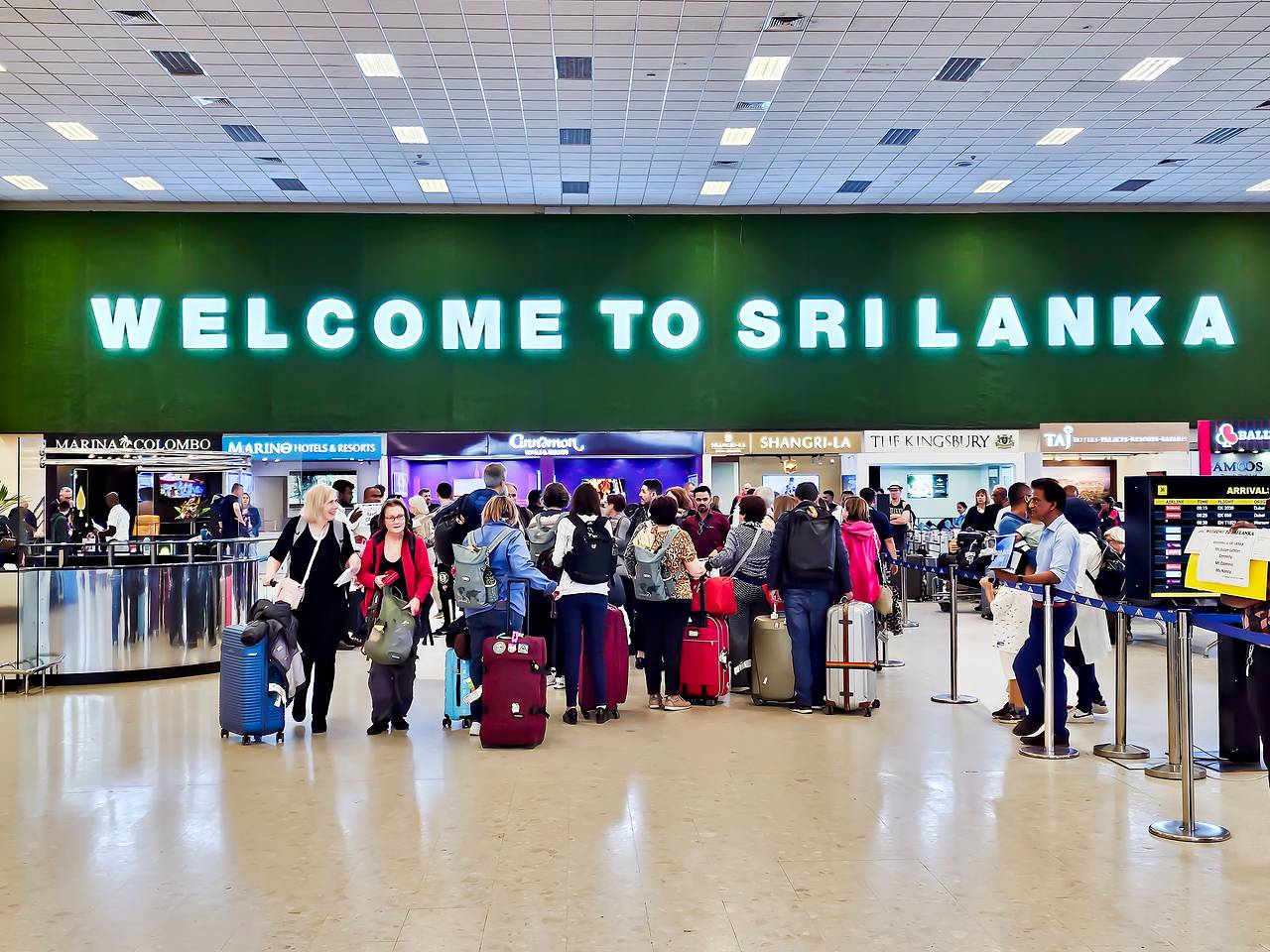 Россияне не смогли улететь из одной страны из-за нехватки самолетов