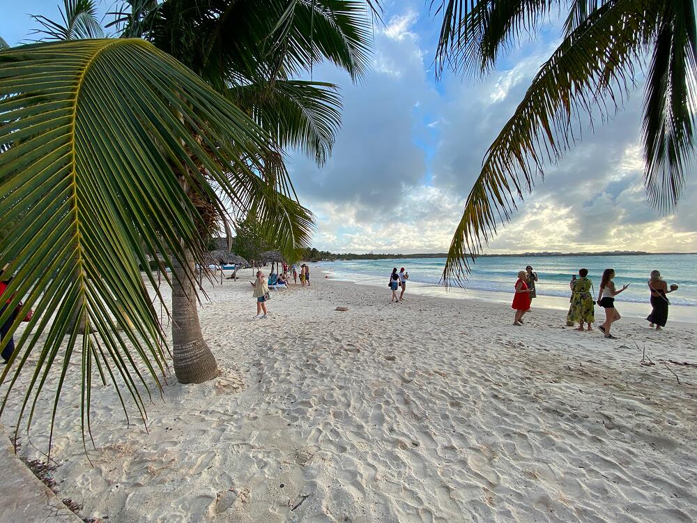 Ольгин на Кубе вновь принимает туристов. Что продавать? Ольгин на Кубе вновь принимает туристов. Что продавать?