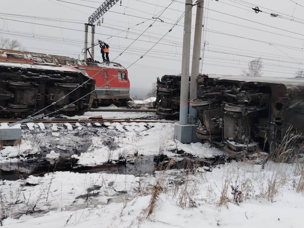 Маршруты пассажирских поездов изменили после столкновения под Пензой