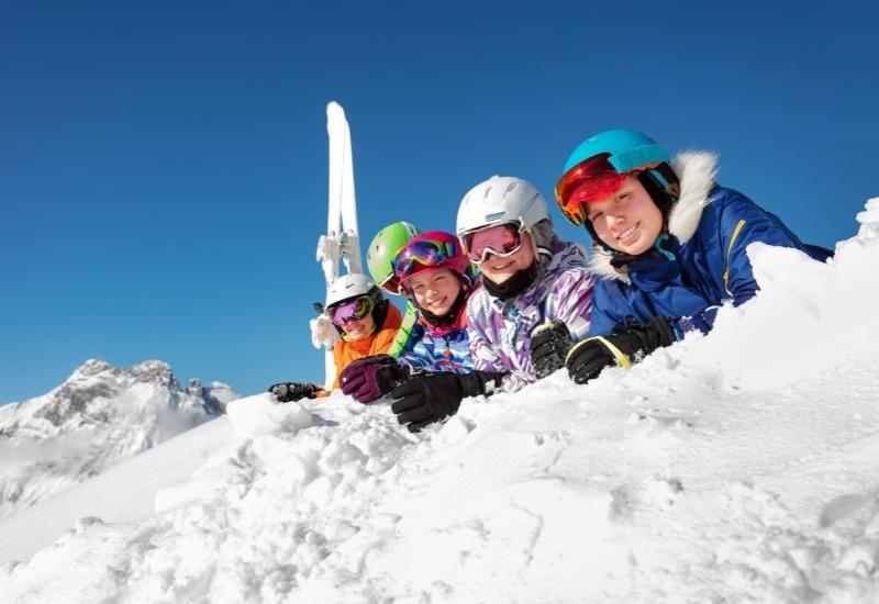 Курорты Красной Поляны 2025: трассы, особенности, обзор какой лучше Курорты Красной Поляны 2025: трассы, особенности, обзор какой лучше