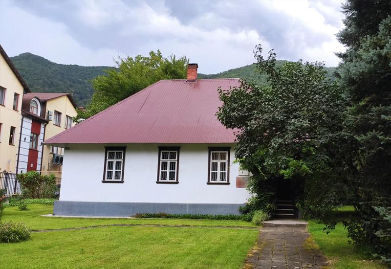 Курорты Красной Поляны 2025: трассы, особенности, обзор какой лучше Курорты Красной Поляны 2025: трассы, особенности, обзор какой лучше