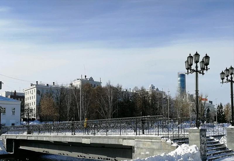 Екатеринбург зимой 2025: куда сходить, что посмотреть, парки, горки, катки, достопримечательности