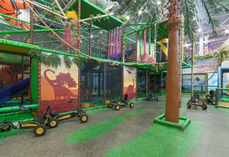 Екатеринбург зимой 2025: куда сходить, что посмотреть, парки, горки, катки, достопримечательности