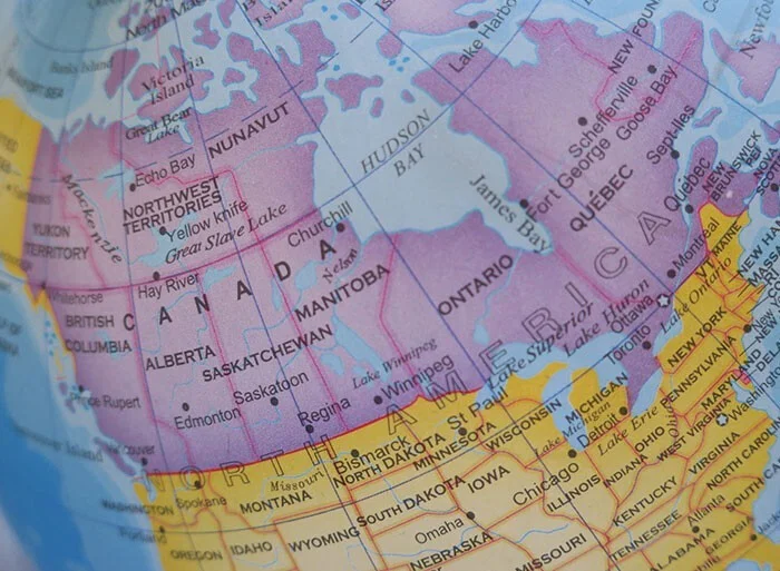 Местные делятся тем, какие выходки туристов особенно выбесили их Местные делятся тем, какие выходки туристов особенно выбесили их