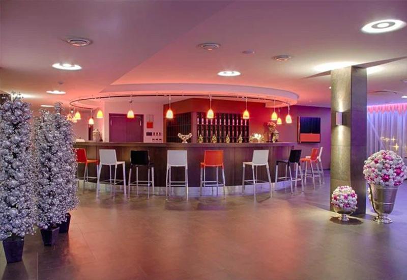 Санкт-Петербург зимой 2025: погода, театры и музеи, катки, горки, парки, другие развлечения