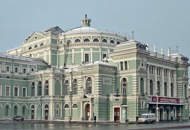 Санкт-Петербург зимой 2025: погода, театры и музеи, катки, горки, парки, другие развлечения