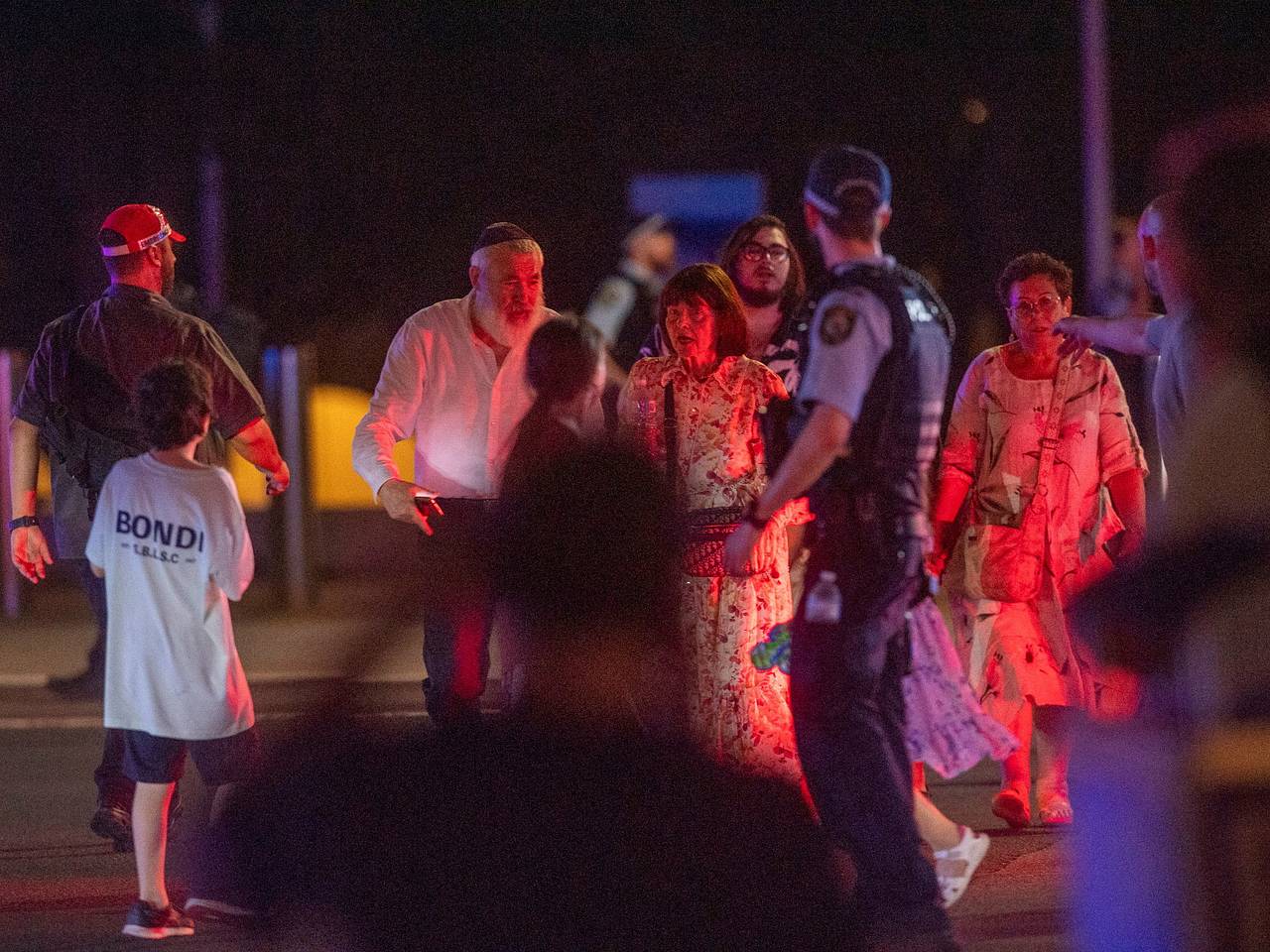 Россиянин раскрыл подробности стрельбы на пляже в Австралии