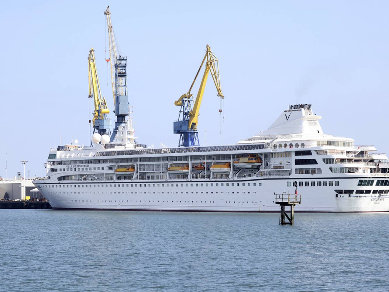 Пенсионерам предложили купить каюты на новом роскошном лайнере за 42 миллиона рублей