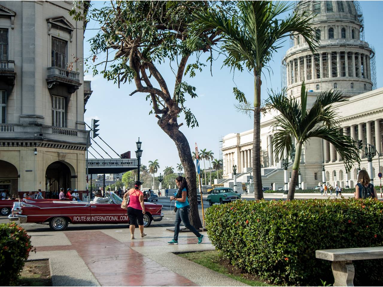 Российским туристам дали советы на фоне вспышки смертельных болезней на Кубе