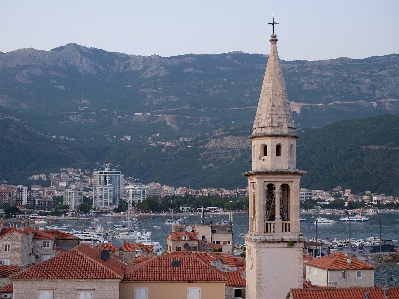 В Черногории захотели отложить введение виз для россиян