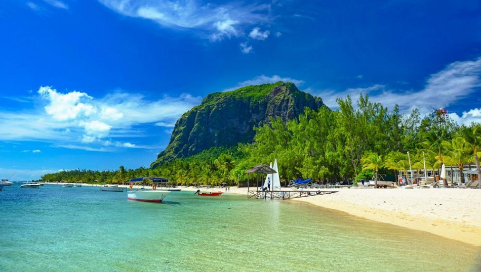 Туроператоры рассказали, опасен ли отдых на Маврикии