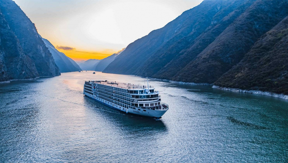 Панды, храмы, города: что ждет туристов в речных круизах по Китаю