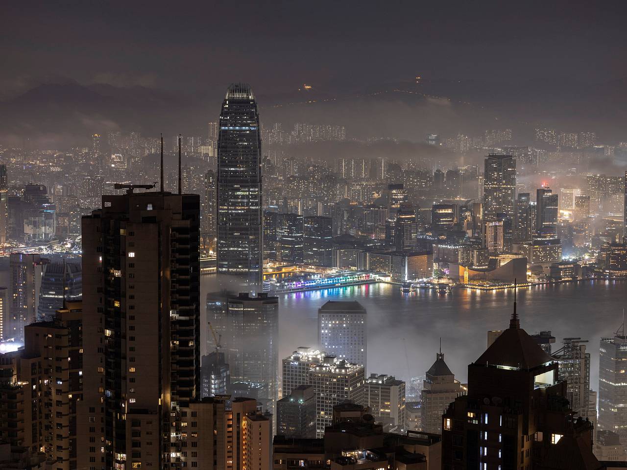 Россиянка потеряла сознание в номере отеля в Гонконге и не выжила