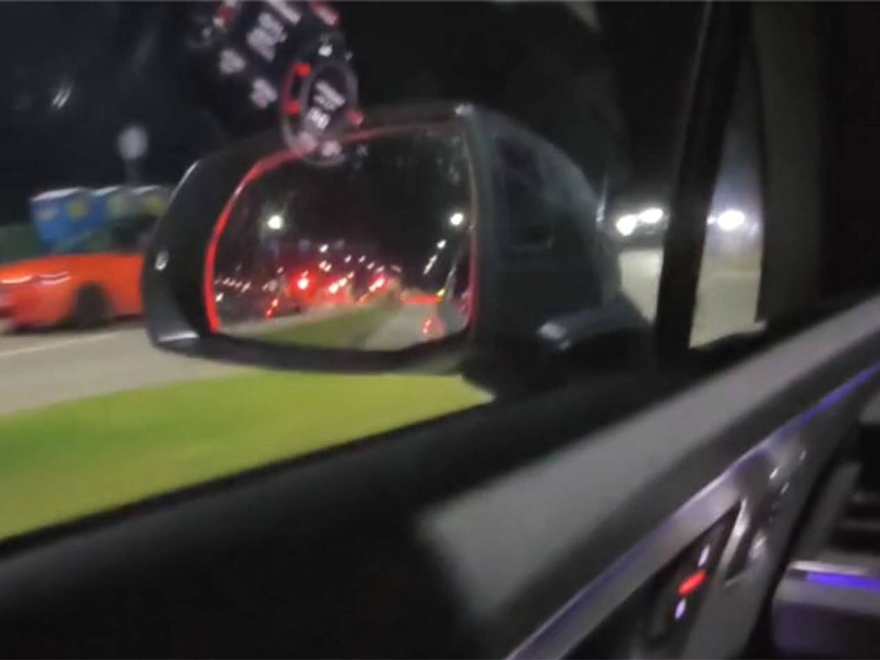 Желающие приехать в Россию европейцы застряли в очереди на границе на 26 часов