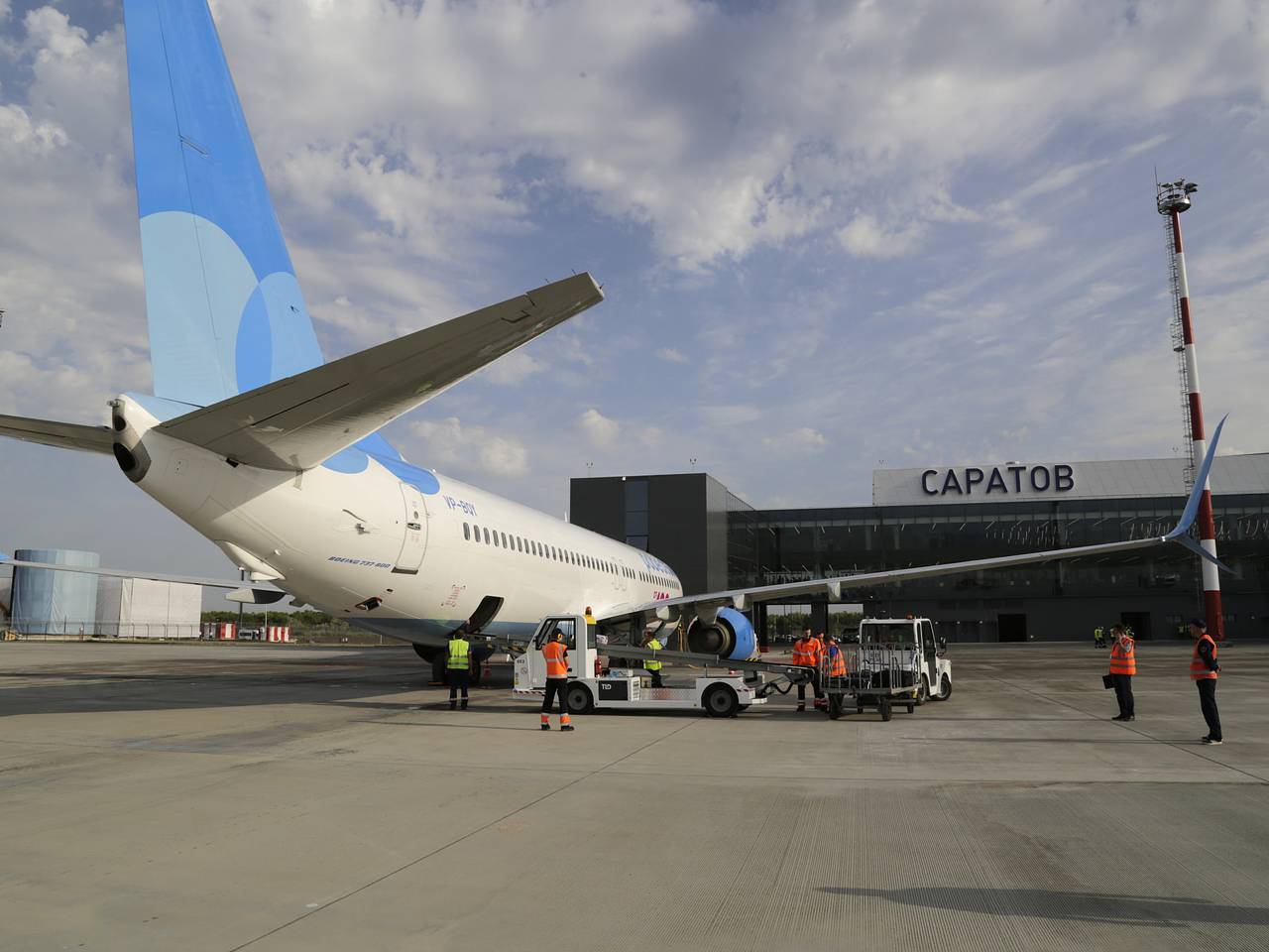 Ограничения на прием и выпуск самолетов ввели еще в четырех аэропортах России