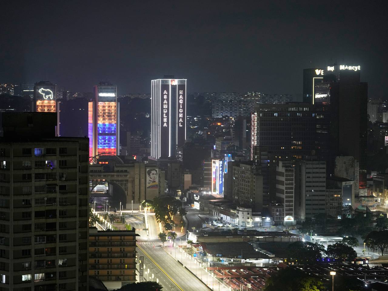 Раскрыто число застрявших в Венесуэле россиян