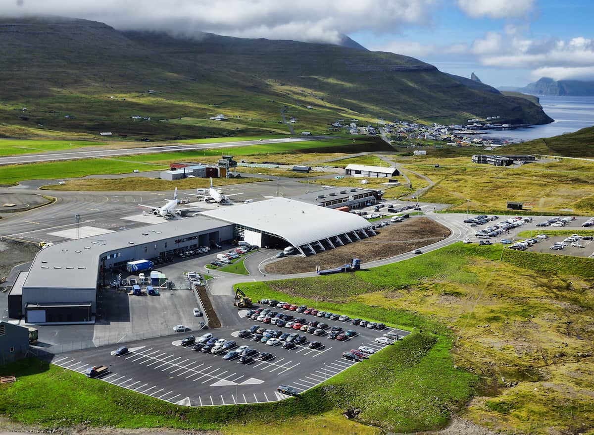 Секрет озера Сёрвогсватн, которое словно парит над океаном