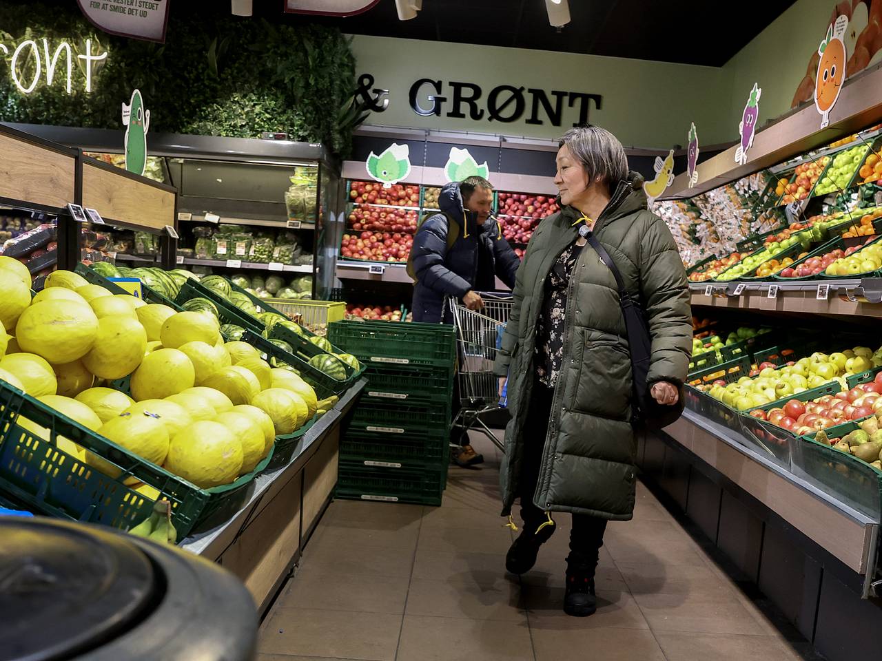 Россиянин описал цены в Гренландии фразой &laquo;огурец по цене стейка&raquo;