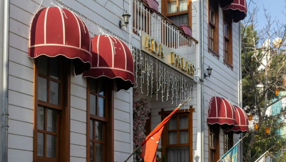 В Турции заметили смещение спроса в сторону более бюджетных отелей В Турции заметили смещение спроса в сторону более бюджетных отелей