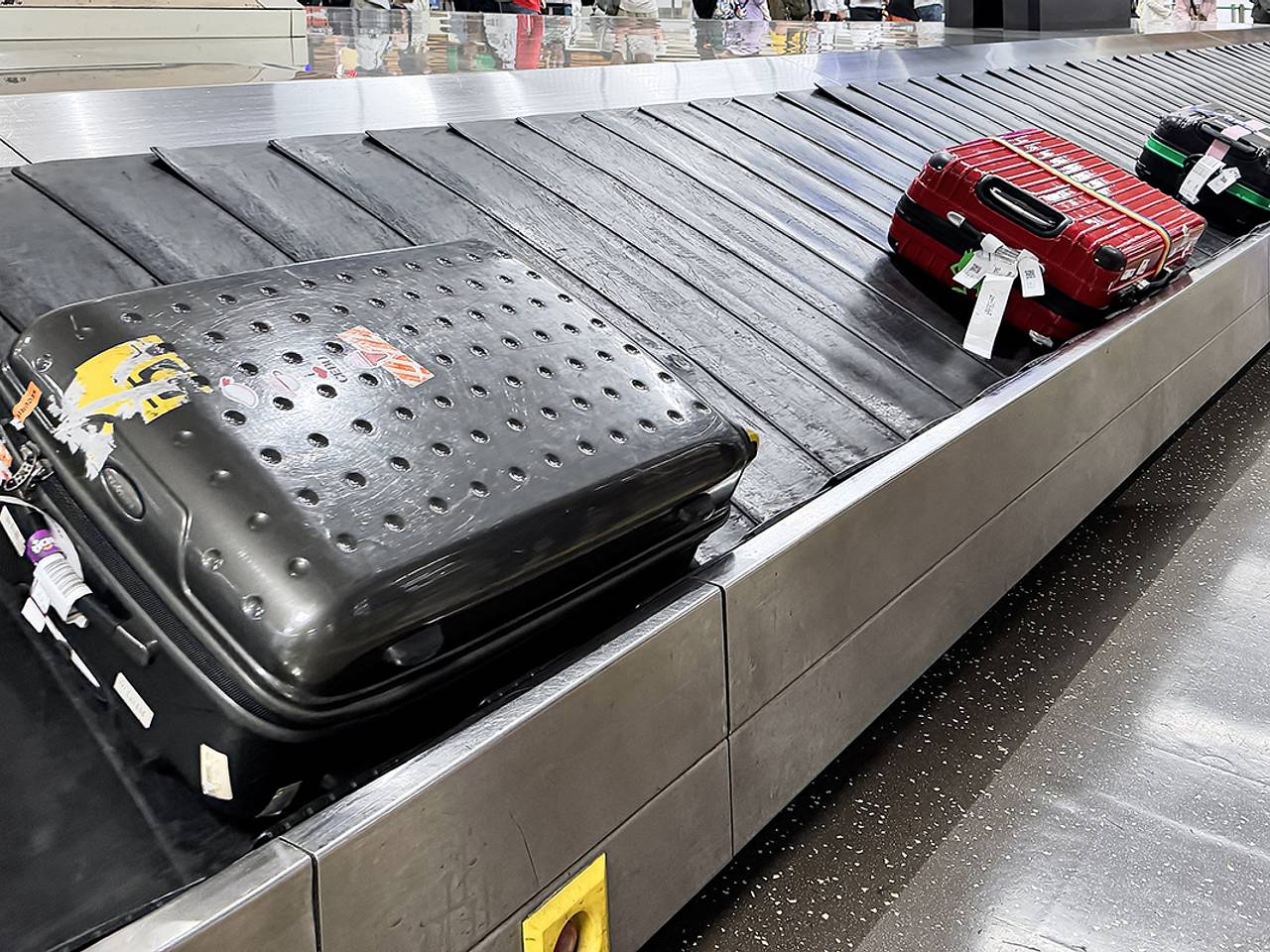 Более сотни россиян вновь остались без багажа после отпуска по вине авиакомпаний