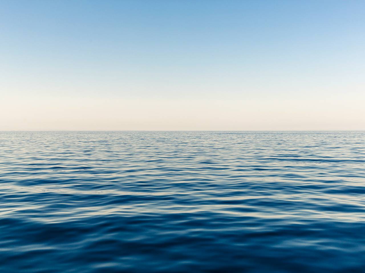 Лодка с русскоговорящими туристами столкнулась с рыболовным траулером на Пхукете