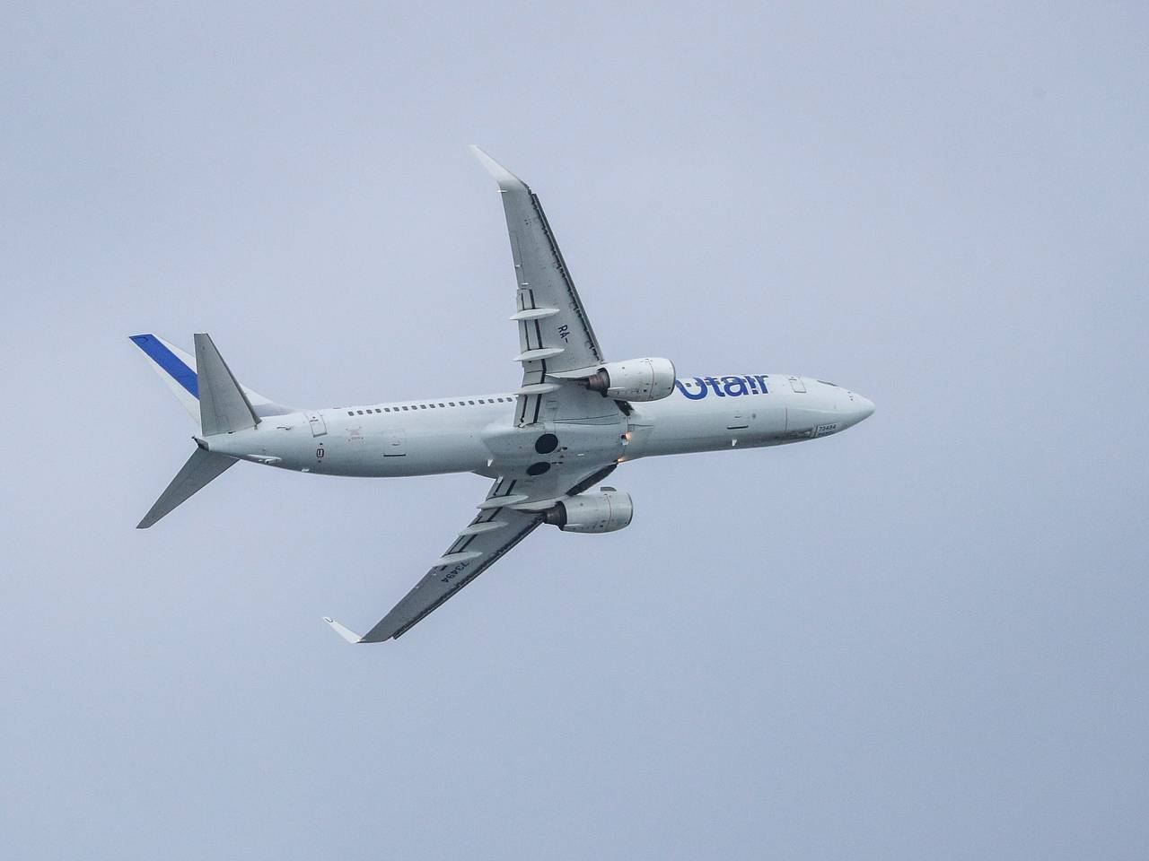 Появились подробности о летевшем из Дубая в Москву и подавшем сигнал бедствия самолете