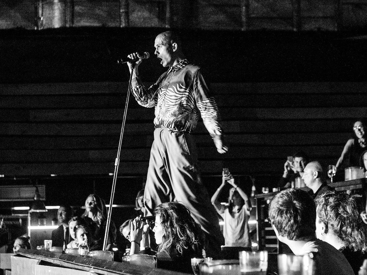 Умер солист группы Shortparis Николай Комягин