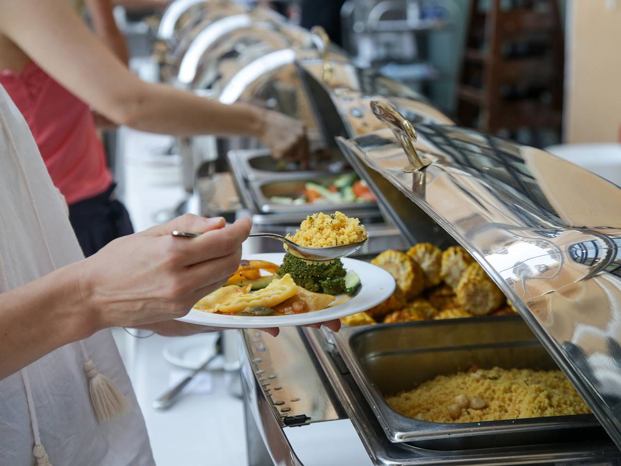 Россияне массово отравились в отеле Таиланда