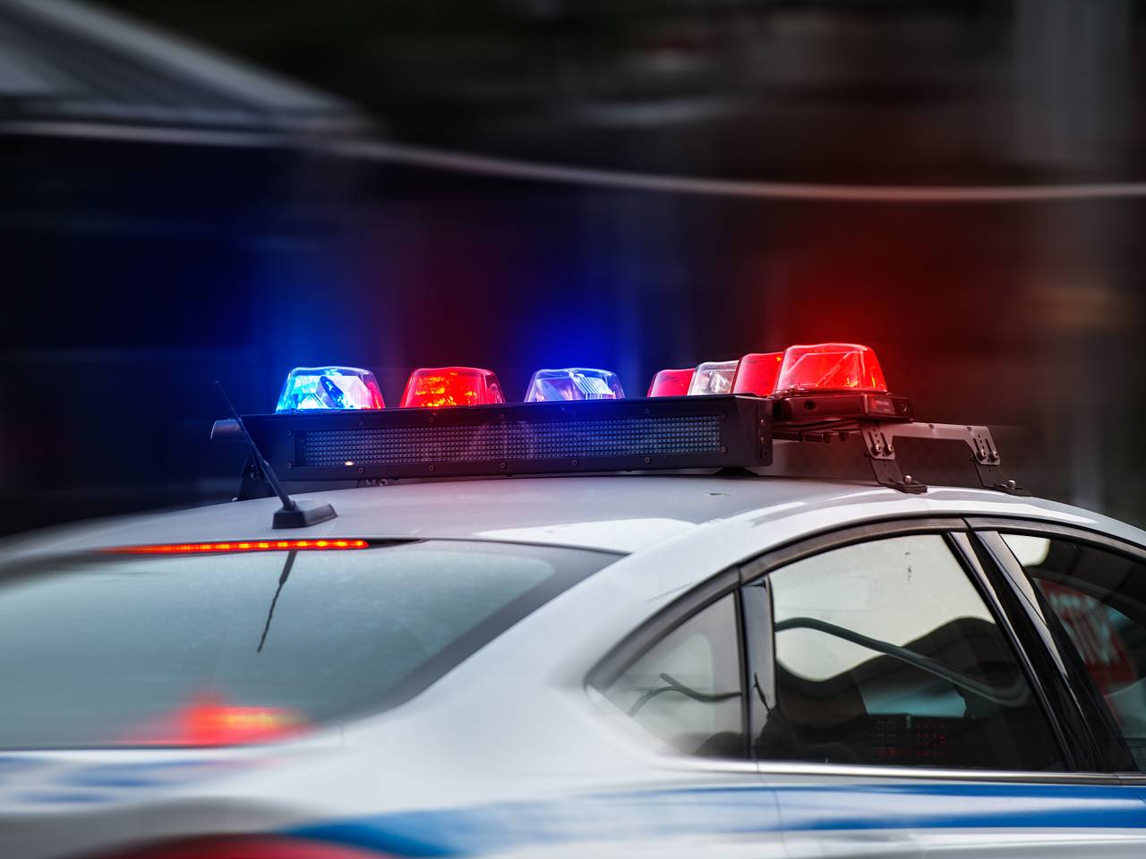 Отдыхавший в Европе турист заманил 17-летнего парня в дом и изнасиловал