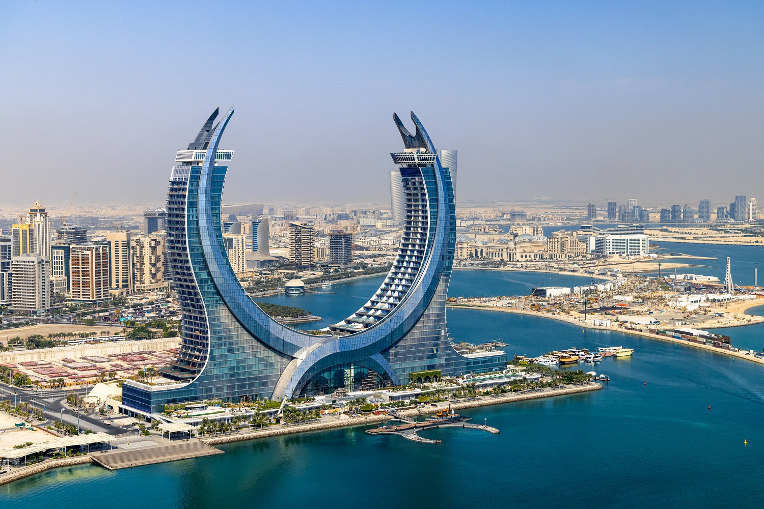 Панды и парки развлечений: туристы с детьми едут в Катар