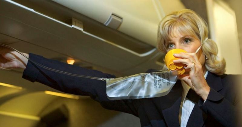 Как работают кислородные маски в самолетах и почему в них нет кислорода