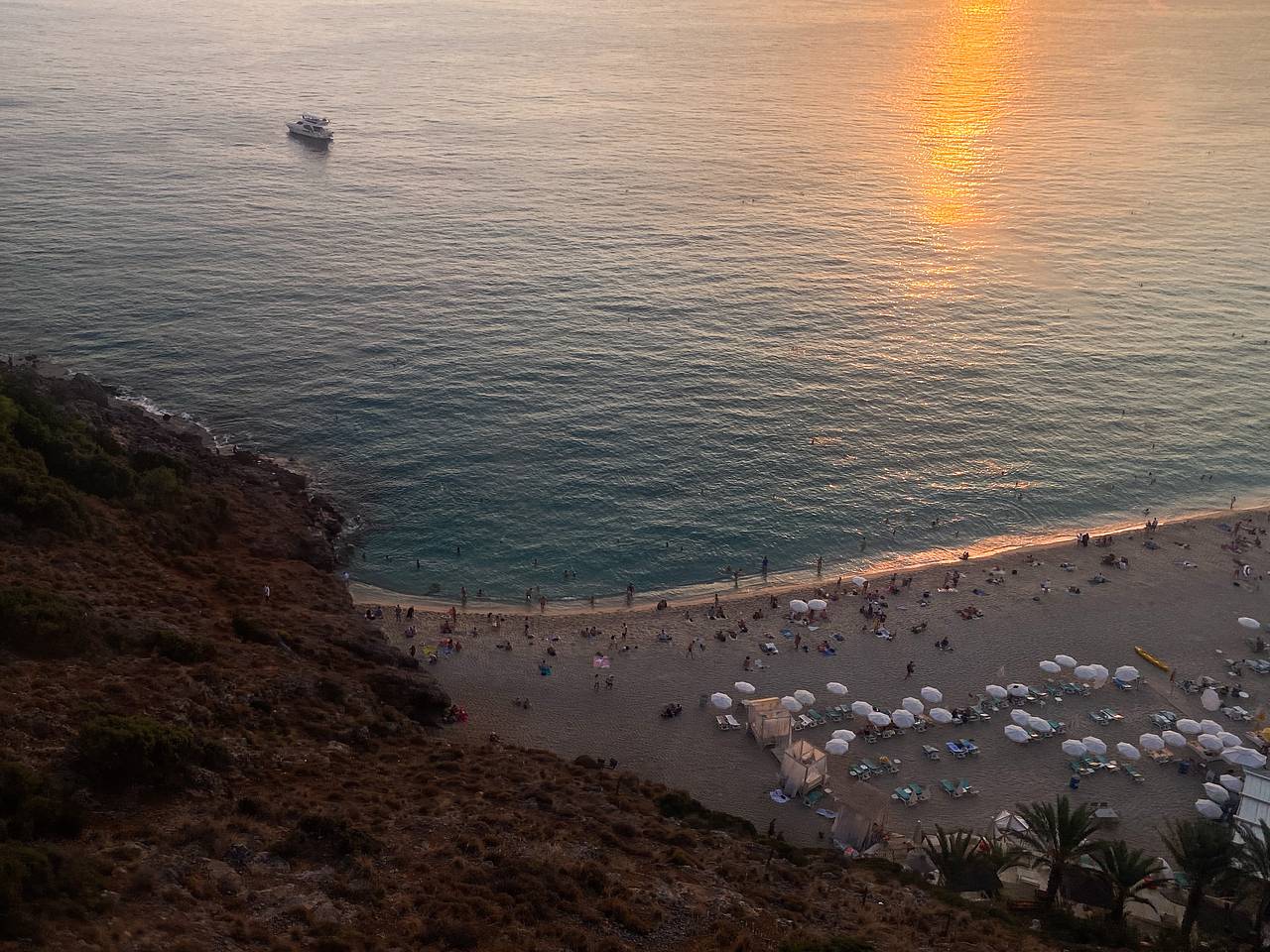 Россиянам предложили туры &laquo;все включено&raquo; на майские праздники от 103 тысяч рублей