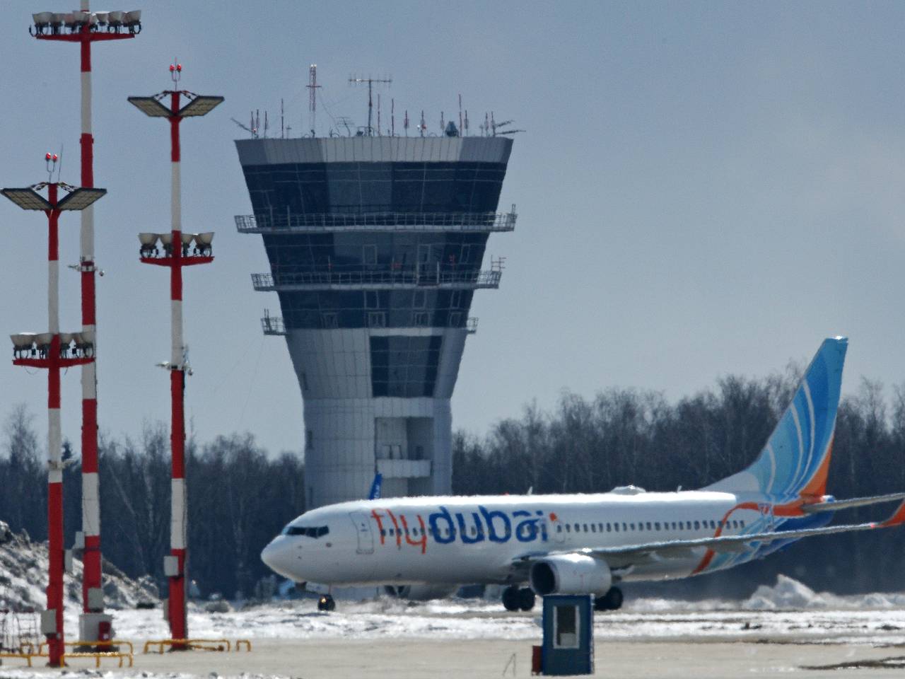 Еще один самолет с россиянами из ОАЭ сел в России