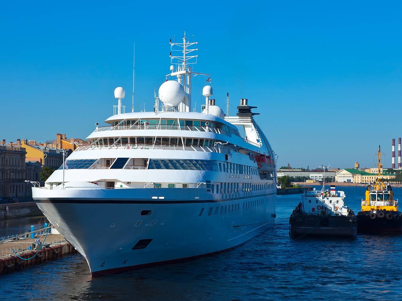 Пассажир круизного лайнера смыл в унитаз полотенце и испортил отдых попутчикам