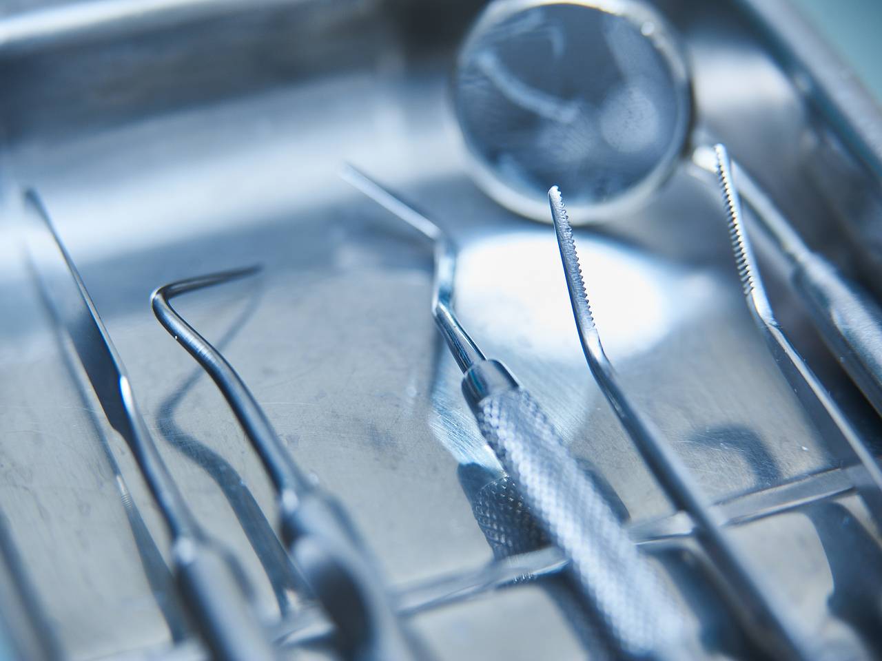 Россиянка почти полностью лишилась зубов в клинике Турции