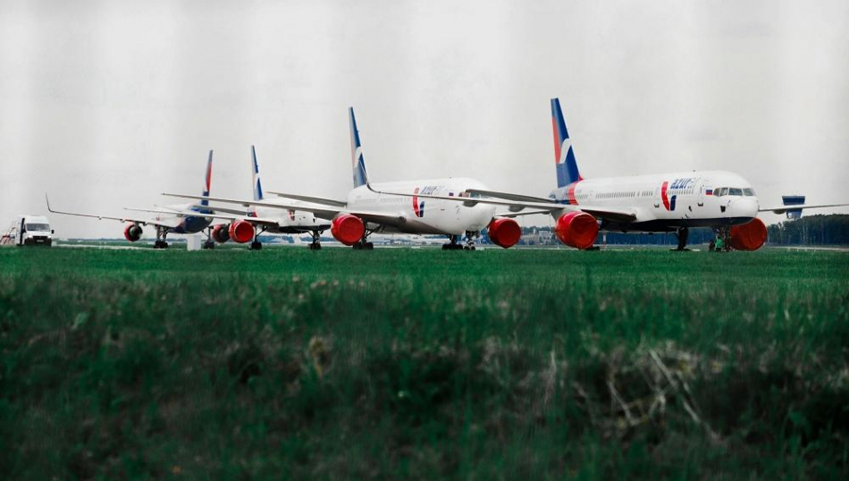 Росавиация ограничила срок действия сертификата эксплуатанта AZUR air