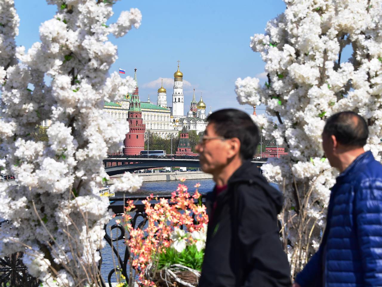 Названы самые популярные у китайских туристов сувениры из России