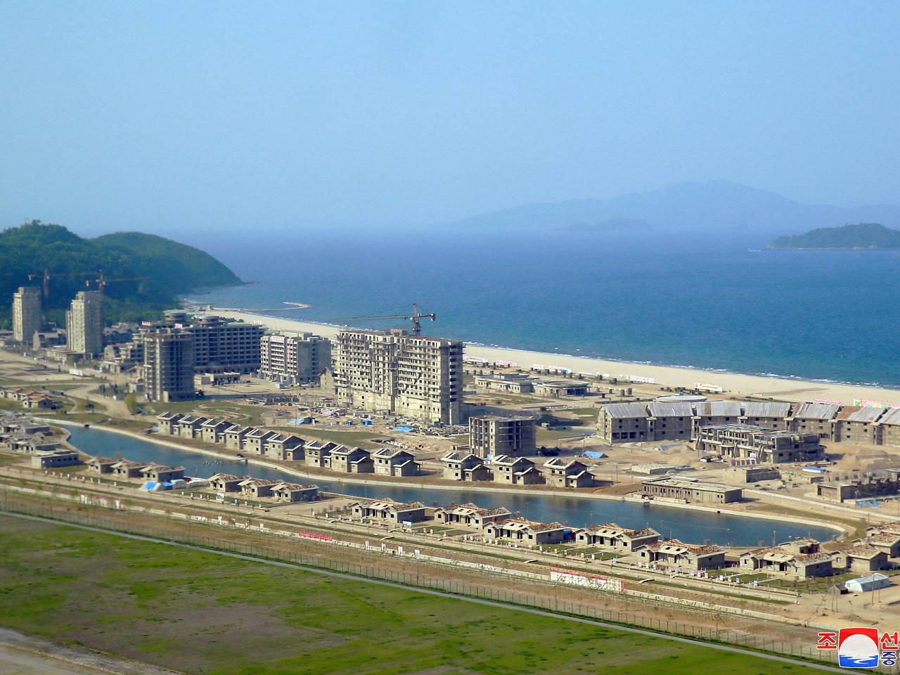 Раскрыты подробности люкс-отдыха российских богачей в Северной Корее