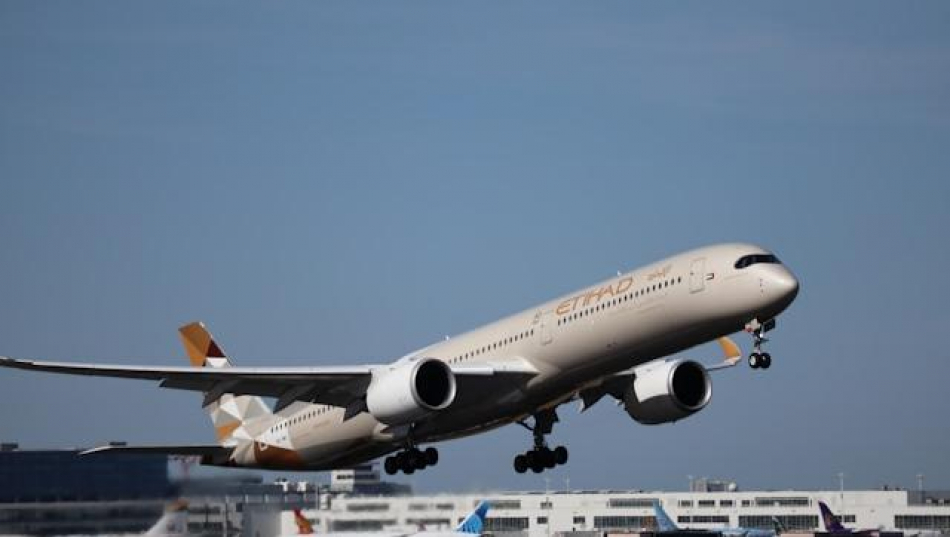 Авиабилеты на рейсы со стыковкой в странах Ближнего Востока подешевели