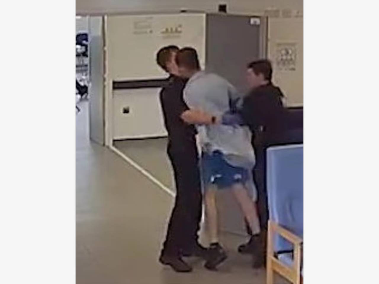 Американский солдат нокаутировал сослуживца и попытался укусить офицера в Таиланде