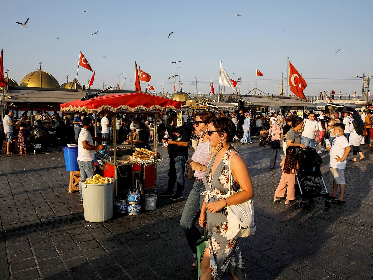 Россиянам раскрыли самые популярные способы обмана туристов в Стамбуле