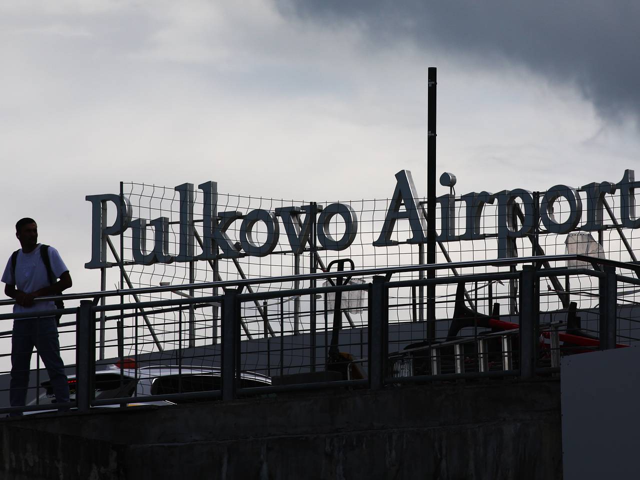 Самолет с россиянами на борту приготовился к аварийной посадке в Пулково