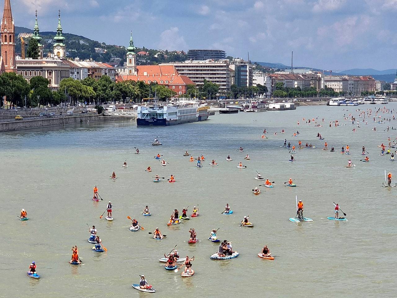 Влияние поражения Орбана на российский туризм в Венгрию описали